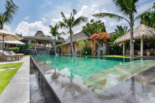 5 Star Villa For Rent In Bali, Bali Villa 2008