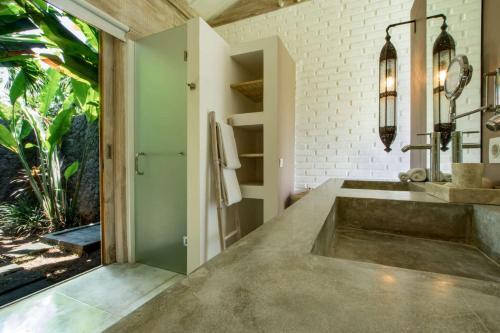 5 Star Villa For Rent In Bali, Bali Villa 2008