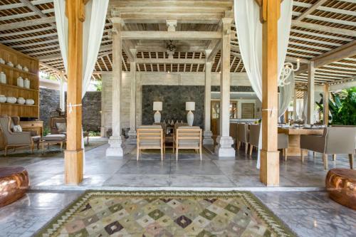 5 Star Villa For Rent In Bali, Bali Villa 2008