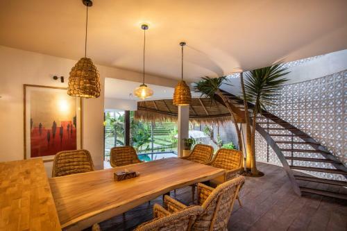 Outstanding Villas Complex 9 Br Canggu W Staff