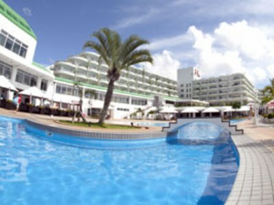 Hotel Okinawa Kariyushi Beach Resort Ocean Spa
