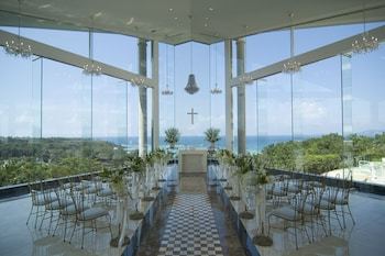 Hotel Okinawa Kariyushi Beach Resort Ocean Spa