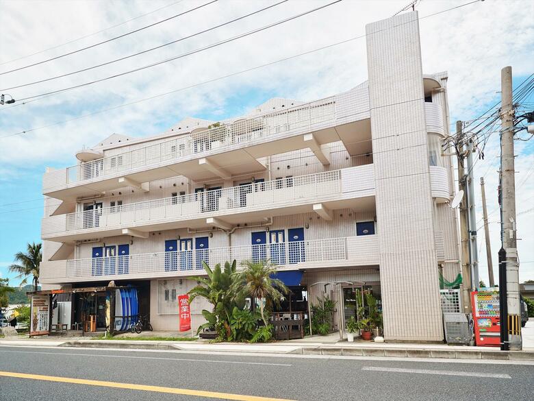 Hotel Pink Marlin Club