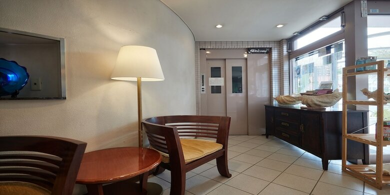 Hotel Pink Marlin Club
