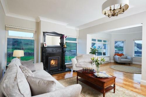 Luxury Lodges In Doolin Village With Hot Tubs