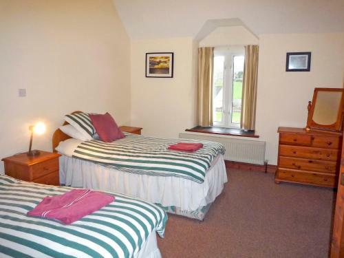 Stone Cottage Kenmare By Trident Holiday Homes