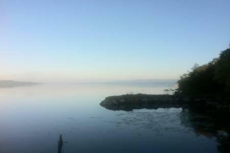 Hostal Lough Derg House & The Lake Cafe