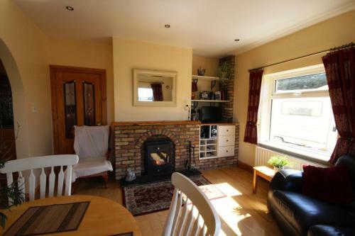 Molly's Cottage, Furbo