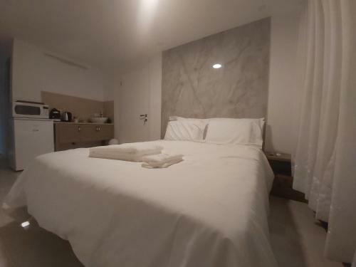 Hostal Mediterranean Inn ??? ??? ?????? ????? ?? ??????