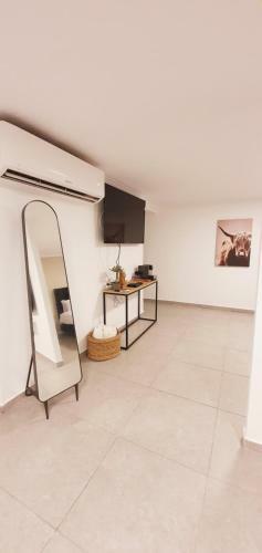 Praia Apartments - Saharon