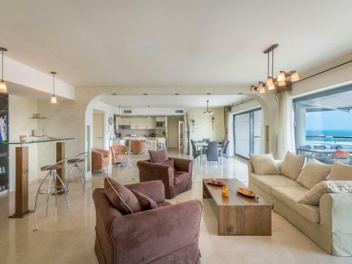 Apartamento Front Of Beach Next Ritz Hotel - 3 Bedroom& 3 Bathroom