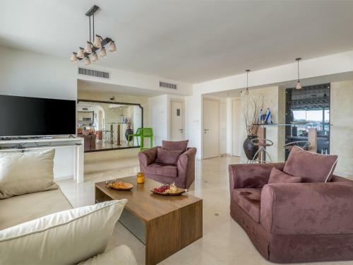 Apartamento Front Of Beach Next Ritz Hotel - 3 Bedroom& 3 Bathroom