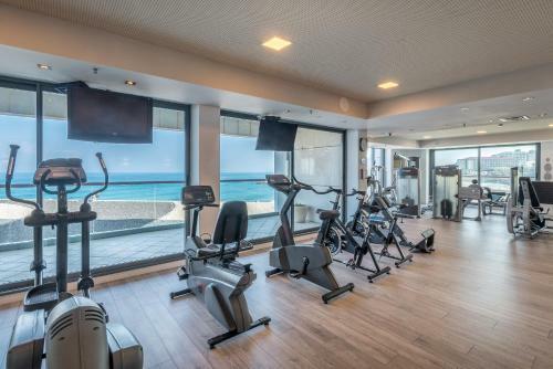 Apartamento Front Of Beach Next Ritz Hotel - 3 Bedroom& 3 Bathroom