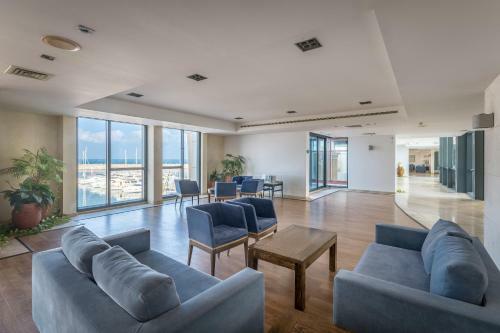 Apartamento Front Of Beach Next Ritz Hotel - 3 Bedroom& 3 Bathroom