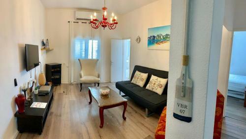 Shantell Boutique Apartments