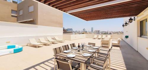 Apartamento Unique 2 Bdr Rooftop Sea View - Florentine #tl56