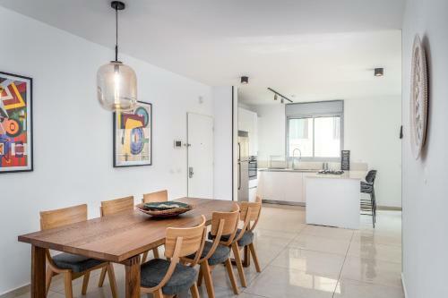 Apartamento Amazing 3bedrooms 2 Baths Balcony And Parking Prv