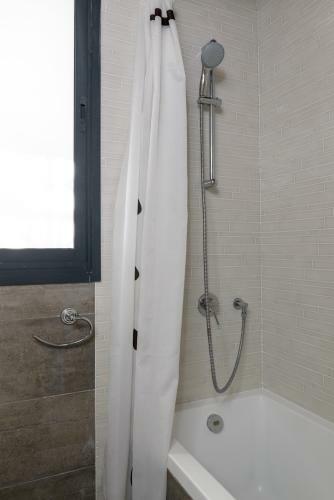 Apartamento Hilton Beach - Stylish Apt With Balcony