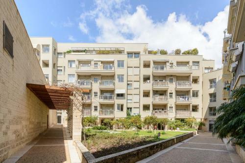 6 Tankhum - By Beach Apartments Tlv