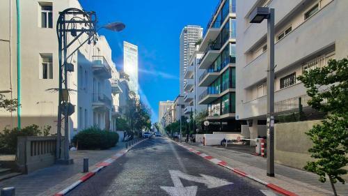 Exclusive 3 Bdr Apartment - Rothschild #tl40