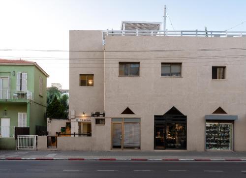 Yarkon - By Beach Apartments Tlv