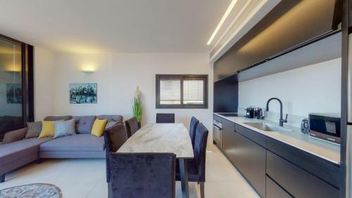 Apartamento Precious 3br Near Dizengoff Center By Holyguest