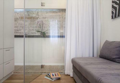 Apartamento Charming 2br In Tsvi Brock 6 By Holyguest