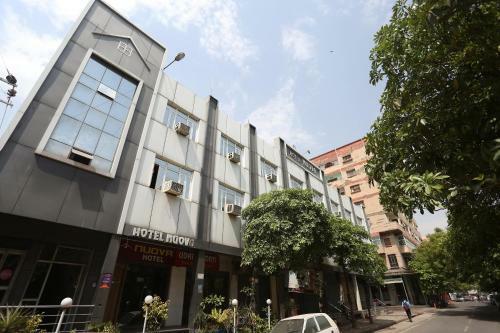 Capital O 41218 Hotel Nouva