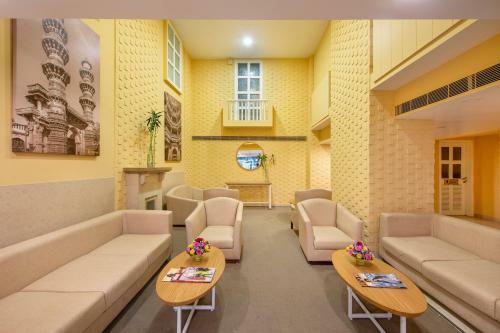 Hotel Bloomsuites L Ahmedabad