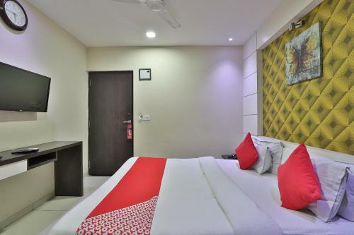 Oyo 44976 Metro Park Hotel
