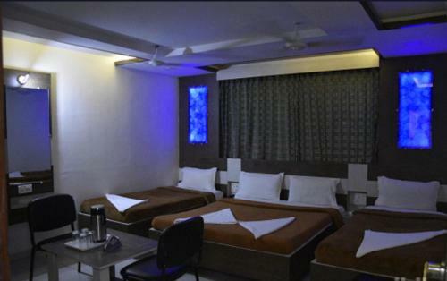 Midtown Hotel