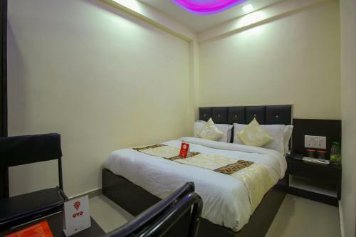 Oyo 8814 Hotel Cg Plaza