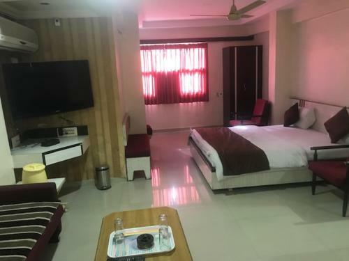 Hotel Mansarovar