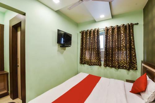 Oyo 19832 Hotel New Mahatma