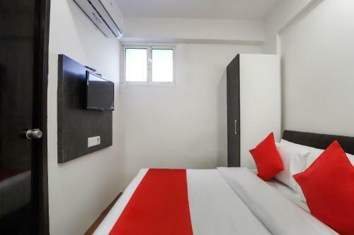 Oyo 40139 Hotel Peradiot