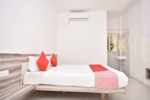 Hotel Oyo 29437 Ramesh Inn