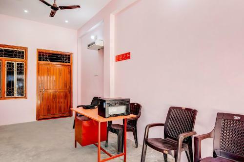 Oyo 30569 Hotel Anjali