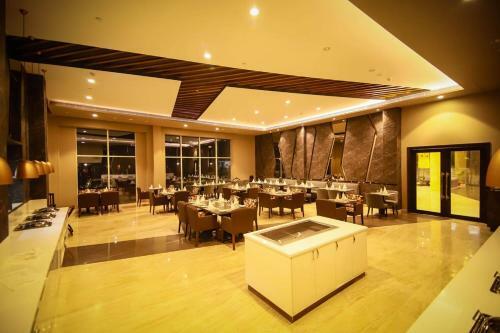 Hotel Ramada By Wyndham Aligarh Gt Road