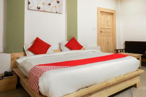 Hotel Oyo 69493 R S Stay