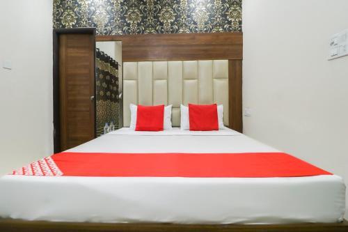Oyo 67637 Hotel A1