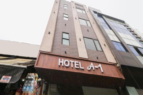 Oyo 67637 Hotel A1