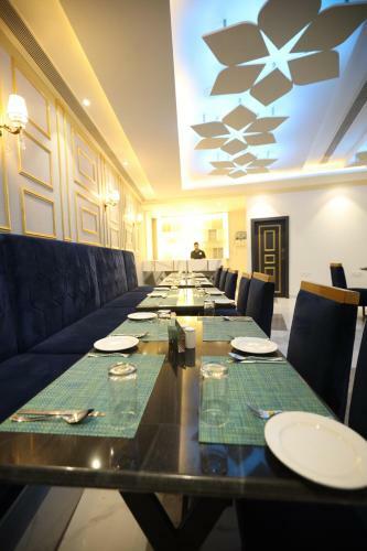 Hotel Treehouse London Street Amritsar