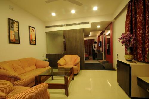 Hotel Surabhi Regency