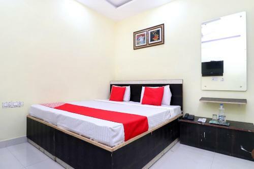 Hotel Oyo 27650 Gian Residency