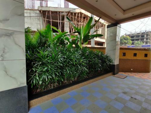 Hotel Pride Biznotel - The Maison Anand