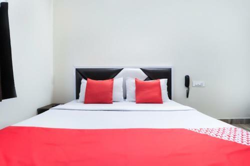 Hotel Oyo 69706 Royal King