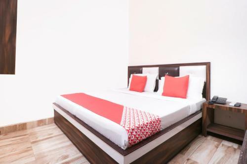 Hotel Oyo 69706 Royal King