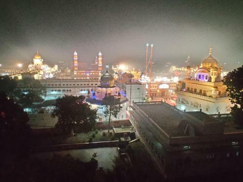 Hotel Mm Paradise - Near Golden Temple