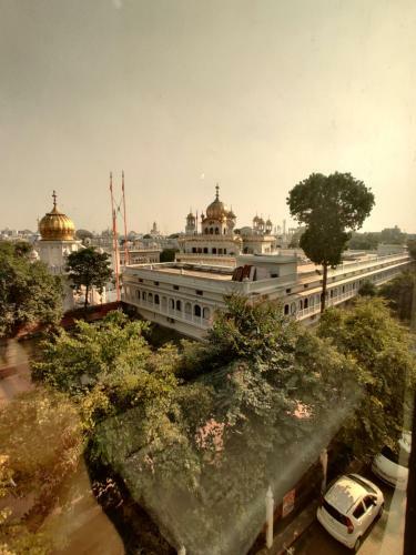 Hotel Mm Paradise - Near Golden Temple