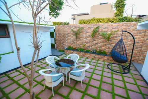 Hotel Housewood Villas